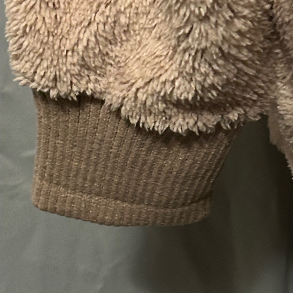 Cozy Pink Hooded Women's Jacket - Picture 4 of 6